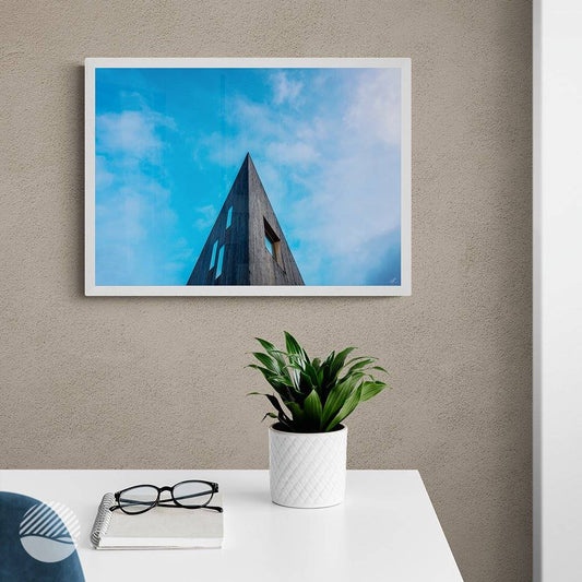 NOKUKO - Photo - Alan Pedersen - ALANTHEROCK - Towards the sky, Norway - mockup office